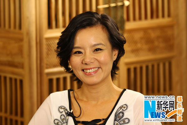 龚琳娜曝曾几乎瘫痪龚琳娜曝曾几乎瘫痪，逆境中的坚韧与音乐的力量
