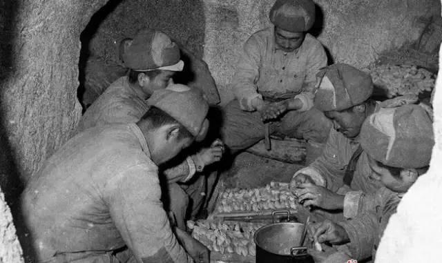 给军人送饺子的电视剧铁血饺子情，一部致敬军人的饺子温情电视剧
